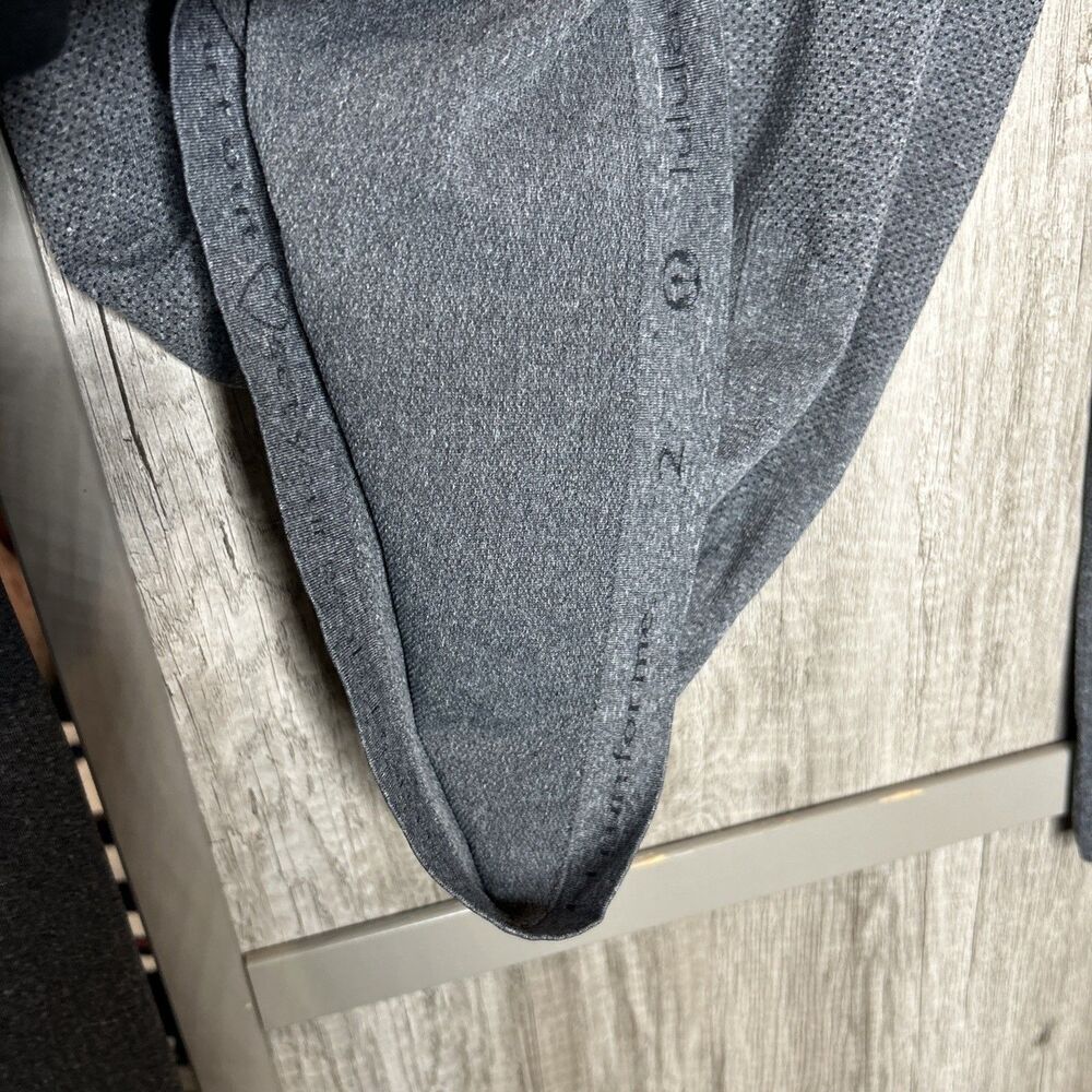 Lululemon Swiftly Tech Top Long Sleeves - Picture 4 of 6